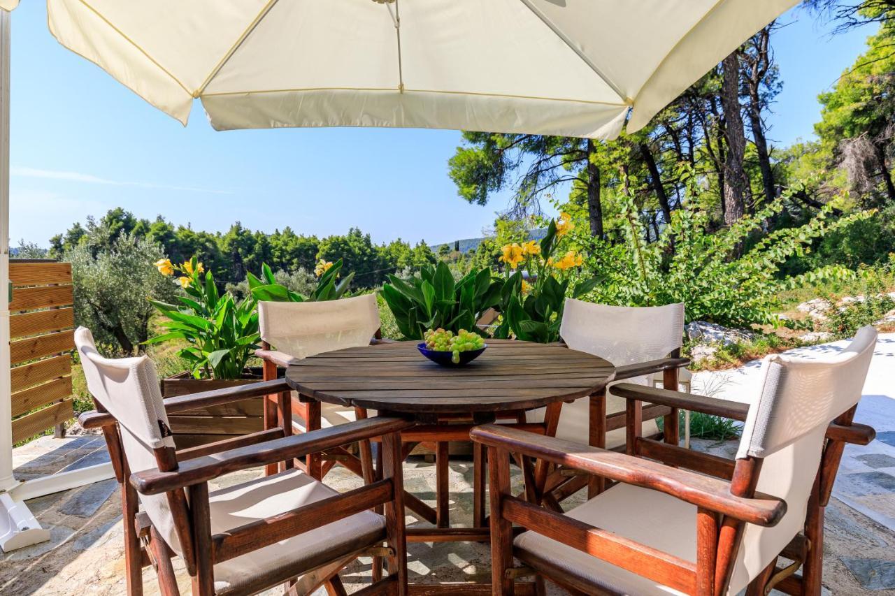 Villa Pine Trees By Kardous Alikias Exterior foto
